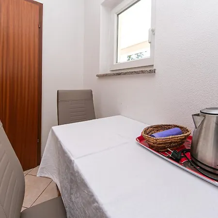 Jakirusa Guest house