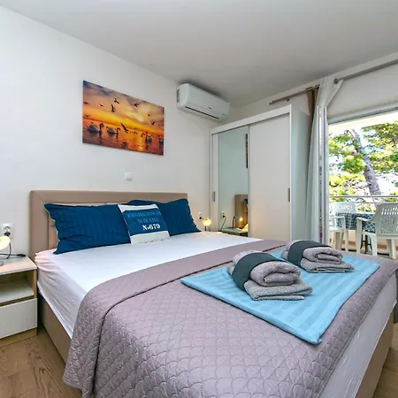 بيت ضيافة Jakirusa 3*